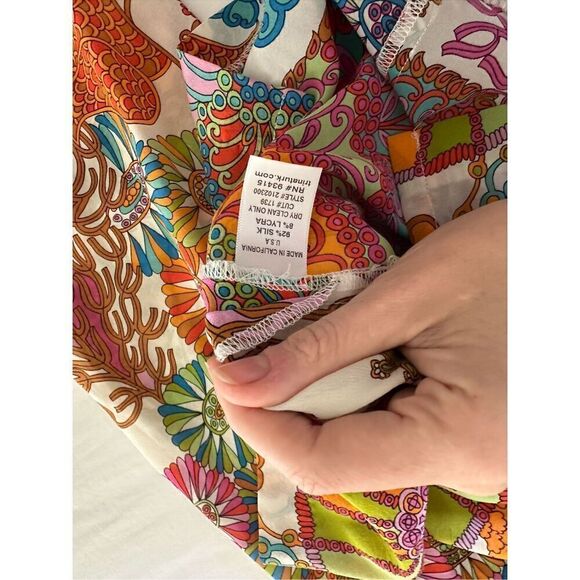 Trina Turk Paisley Flowy Blouse Long Sleeves V Neckline Size S Multicolored - Picture 4 of 6